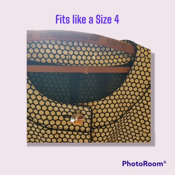 Blazer Polka Dot Pattern - Picture 2 of 2